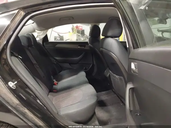 5NPE24AF6KH784877 2019 HYUNDAI SONATA - Image 8