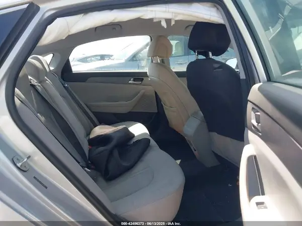 5NPE24AF6KH793109 2019 HYUNDAI SONATA - Image 8