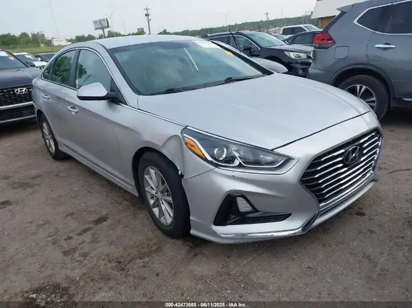 5NPE24AF6KH798939 2019 HYUNDAI SONATA - Image 1