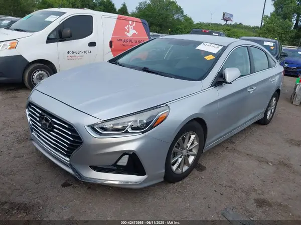 5NPE24AF6KH798939 2019 HYUNDAI SONATA - Image 2
