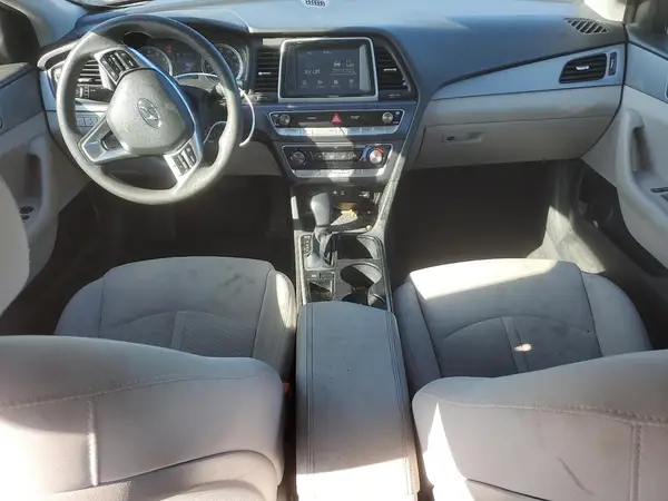 5NPE24AF6KH799749 2019 HYUNDAI SONATA - Image 8