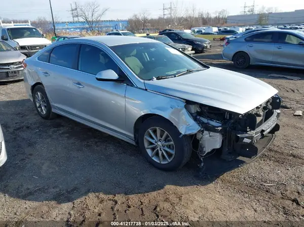 5NPE24AF6KH800351 2019 HYUNDAI SONATA - Image 1