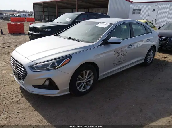 5NPE24AF6KH813407 2019 HYUNDAI SONATA - Image 2