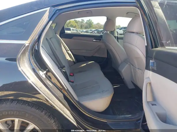 5NPE24AF6KH815206 2019 HYUNDAI SONATA - Image 8