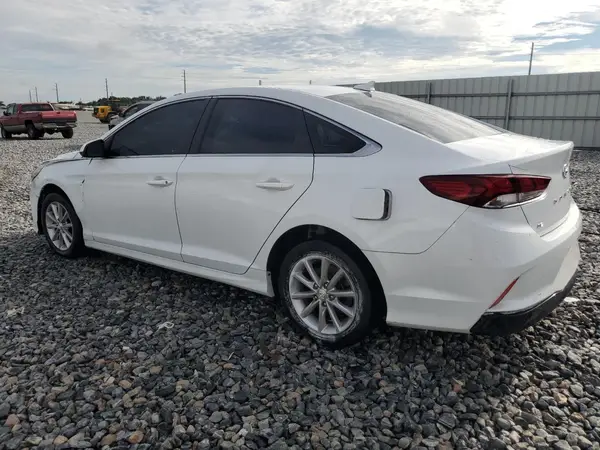 5NPE24AF6KH817456 2019 HYUNDAI SONATA - Image 2