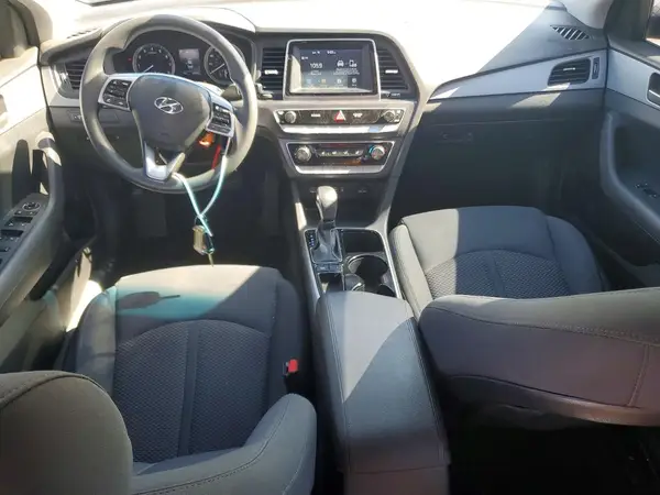 5NPE24AF6KH817697 2019 HYUNDAI SONATA - Image 8