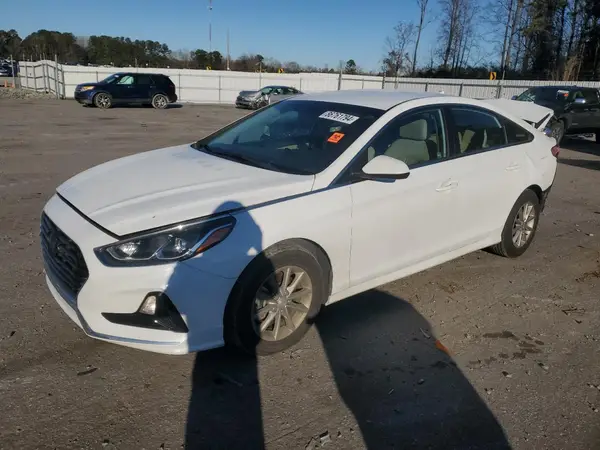 5NPE24AF6KH820115 2019 HYUNDAI SONATA - Image 1