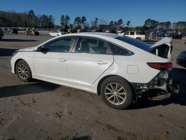 5NPE24AF6KH820115 2019 HYUNDAI SONATA - Image 2