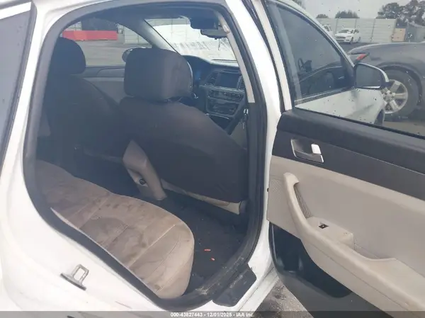 5NPE24AF7GH260418 2016 HYUNDAI SONATA - Image 8