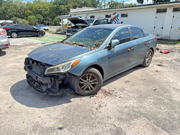 5NPE24AF7GH268034 2016 HYUNDAI SONATA - Image 2