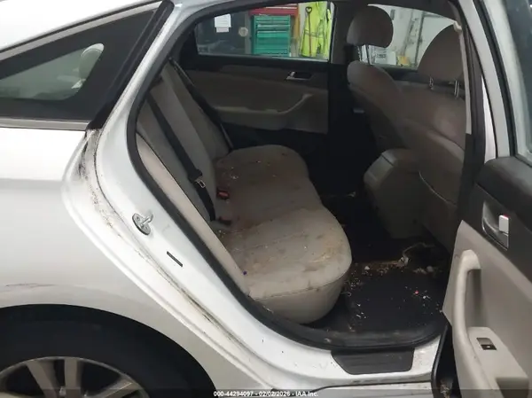 5NPE24AF7GH269104 2016 HYUNDAI SONATA - Image 8