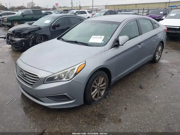 5NPE24AF7GH272651 2016 HYUNDAI SONATA - Image 2
