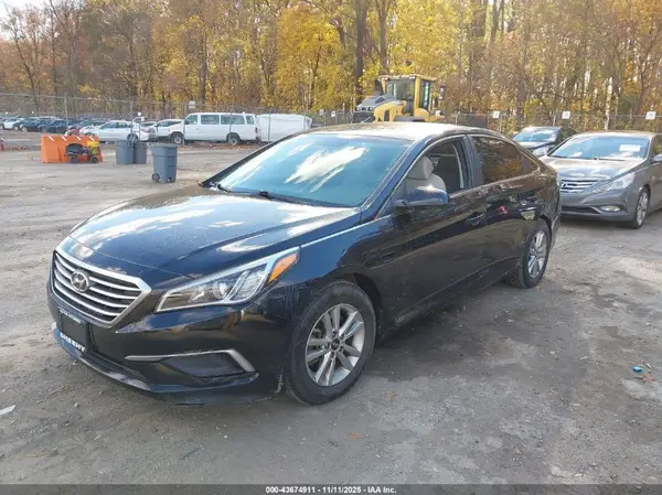 5NPE24AF7GH275792 2016 HYUNDAI SONATA - Image 2