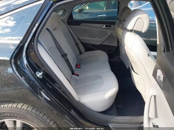 5NPE24AF7GH275792 2016 HYUNDAI SONATA - Image 8