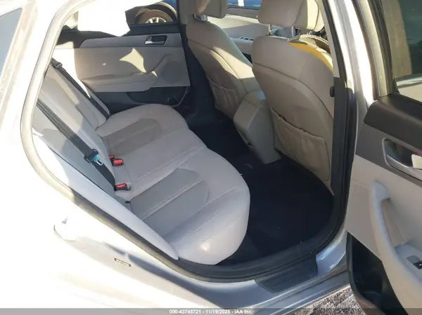 5NPE24AF7GH275923 2016 HYUNDAI SONATA - Image 8