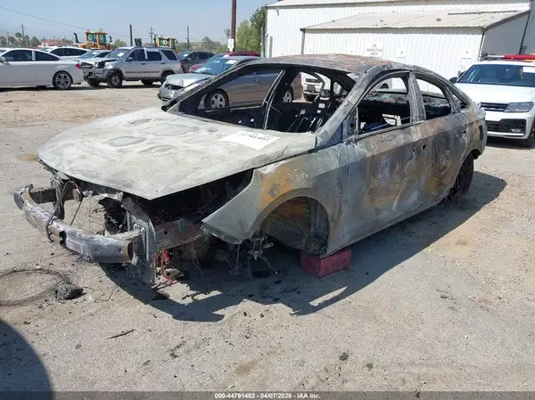 5NPE24AF7GH278983 2016 HYUNDAI SONATA - Image 2