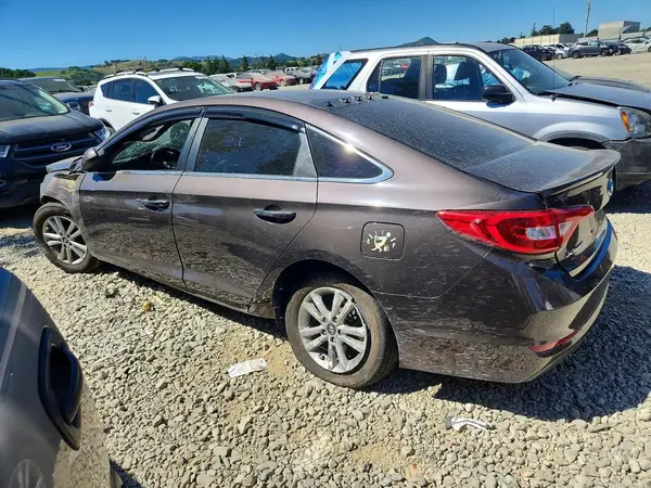 5NPE24AF7GH281205 2016 HYUNDAI SONATA - Image 2