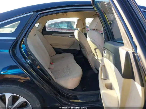 5NPE24AF7GH284105 2016 HYUNDAI SONATA - Image 8