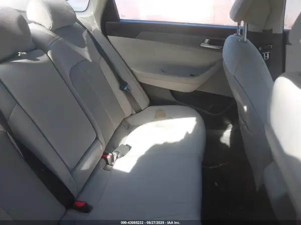 5NPE24AF7GH284959 2016 HYUNDAI SONATA - Image 8