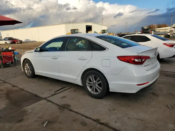 5NPE24AF7GH285724 2016 HYUNDAI SONATA - Image 2