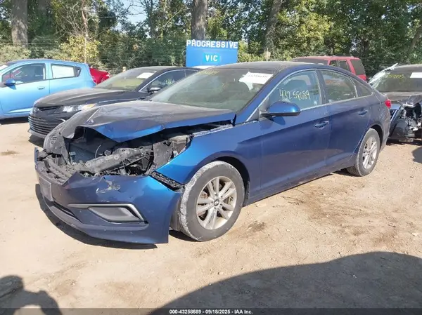 5NPE24AF7GH288316 2016 HYUNDAI SONATA - Image 2