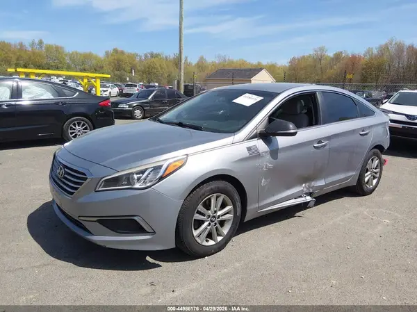 5NPE24AF7GH297226 2016 HYUNDAI SONATA - Image 2