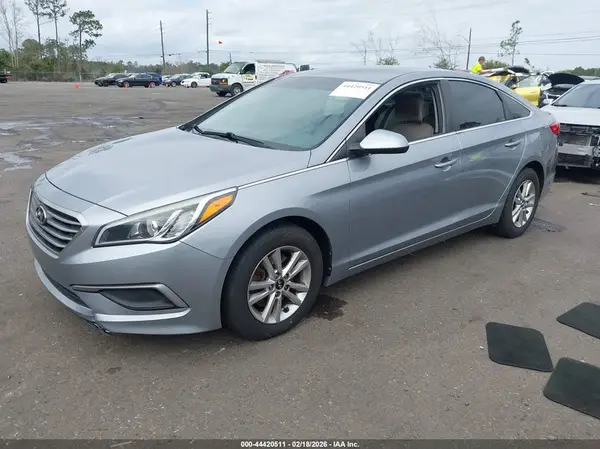 5NPE24AF7GH302120 2016 HYUNDAI SONATA - Image 2