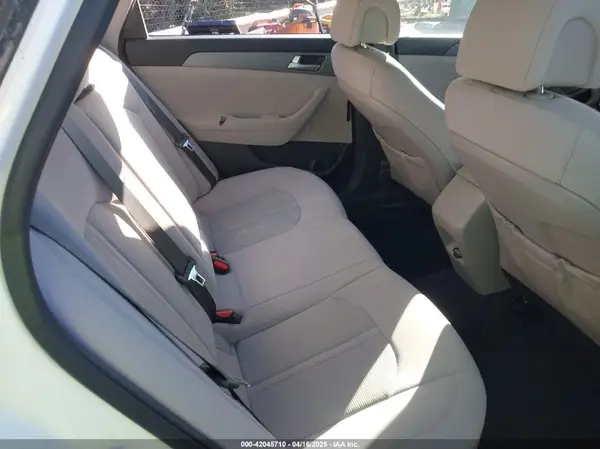 5NPE24AF7GH305891 2016 HYUNDAI SONATA - Image 8