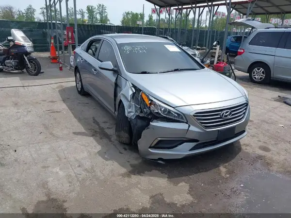 5NPE24AF7GH314915 2016 HYUNDAI SONATA - Image 1