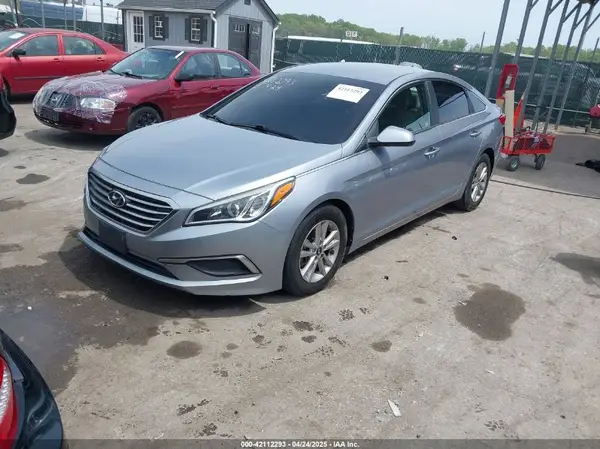 5NPE24AF7GH314915 2016 HYUNDAI SONATA - Image 2