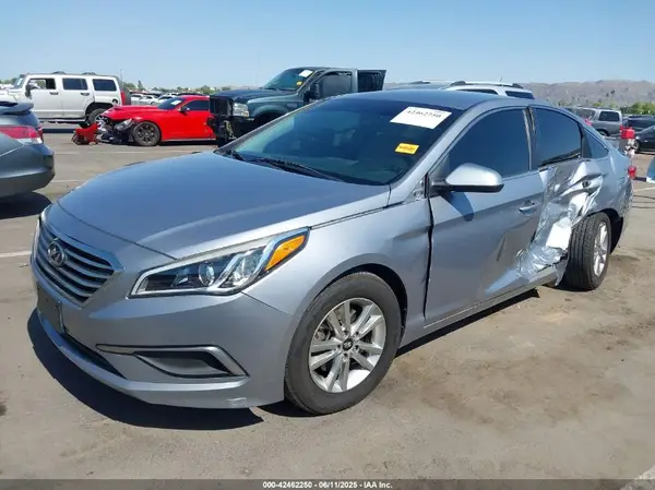 5NPE24AF7GH316535 2016 HYUNDAI SONATA - Image 2