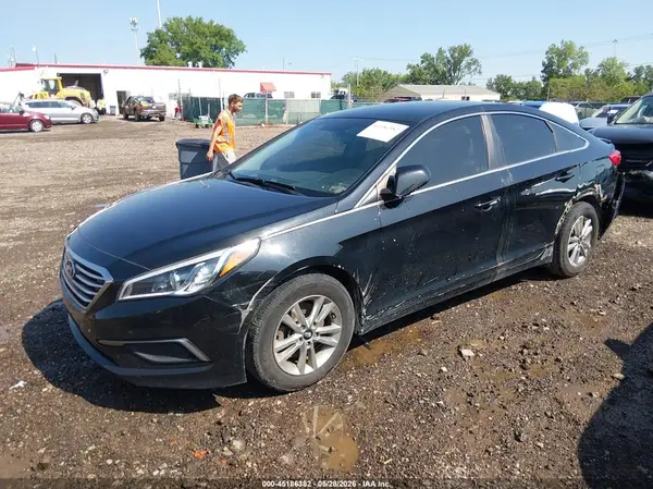 5NPE24AF7GH319595 2016 HYUNDAI SONATA - Image 2
