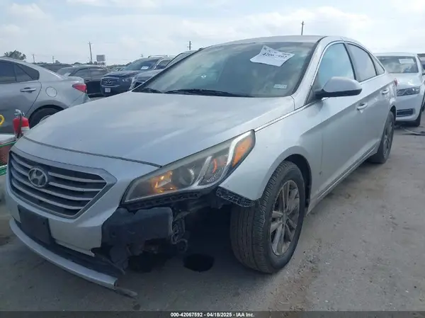 5NPE24AF7GH321282 2016 HYUNDAI SONATA - Image 2