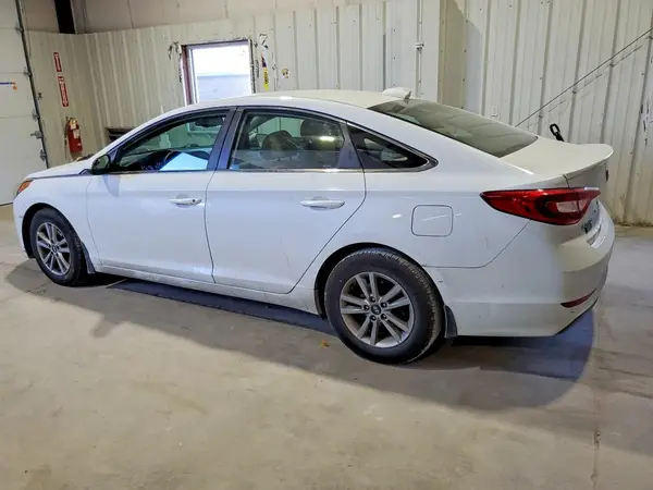 5NPE24AF7GH323565 2016 HYUNDAI SONATA - Image 2