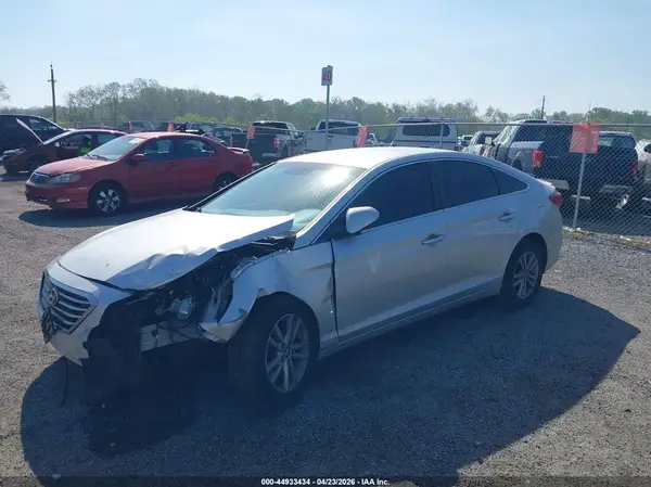 5NPE24AF7GH325901 2016 HYUNDAI SONATA - Image 2