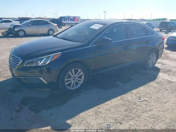 5NPE24AF7GH325994 2016 HYUNDAI SONATA - Image 2
