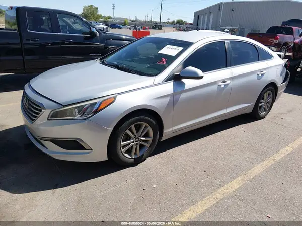 5NPE24AF7GH329382 2016 HYUNDAI SONATA - Image 2