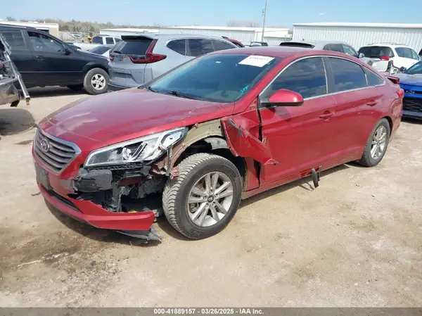 5NPE24AF7GH331679 2016 HYUNDAI SONATA - Image 2