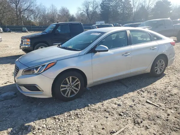 5NPE24AF7GH333898 2016 HYUNDAI SONATA - Image 1