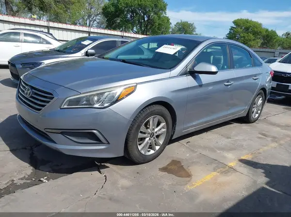 5NPE24AF7GH333982 2016 HYUNDAI SONATA - Image 2