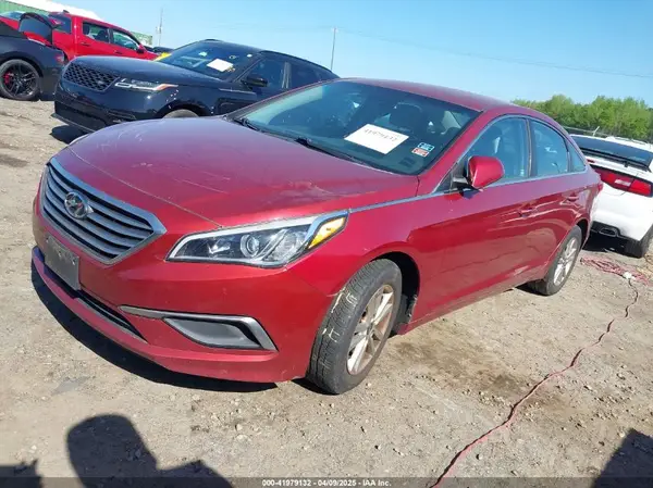 5NPE24AF7GH334761 2016 HYUNDAI SONATA - Image 2