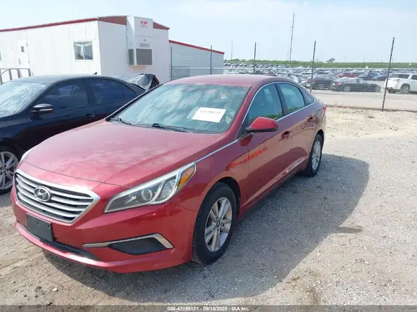 5NPE24AF7GH338034 2016 HYUNDAI SONATA - Image 2