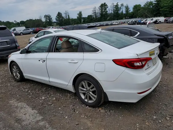 5NPE24AF7GH339832 2016 HYUNDAI SONATA - Image 2
