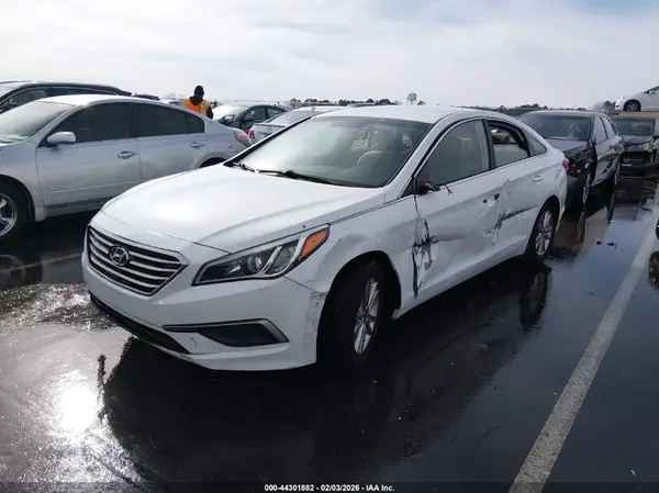 5NPE24AF7GH340138 2016 HYUNDAI SONATA - Image 2