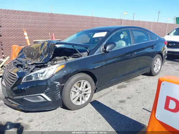 5NPE24AF7GH342388 2016 HYUNDAI SONATA - Image 2