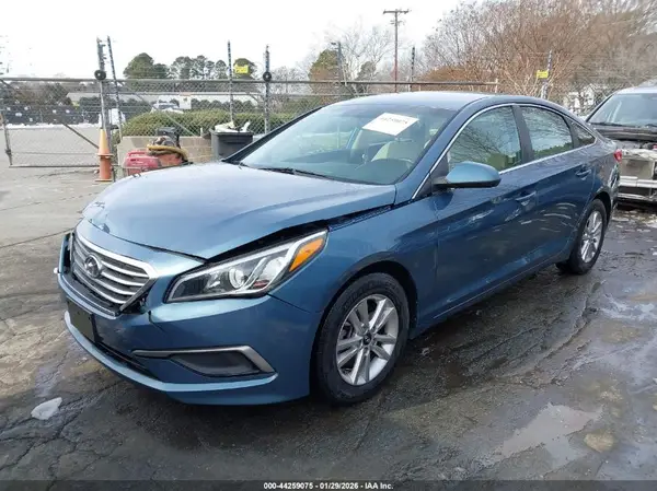 5NPE24AF7GH346375 2016 HYUNDAI SONATA - Image 2
