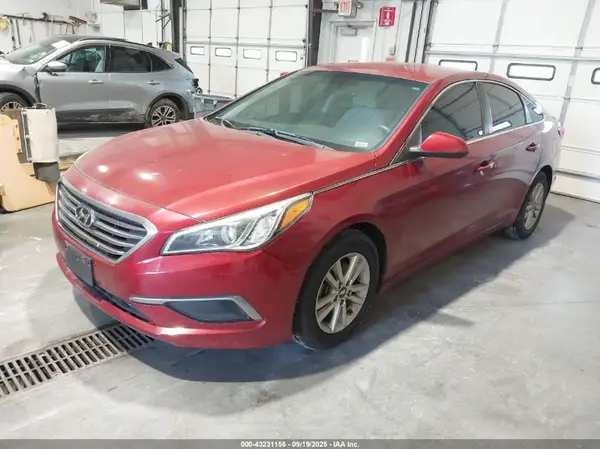 5NPE24AF7GH346540 2016 HYUNDAI SONATA - Image 2