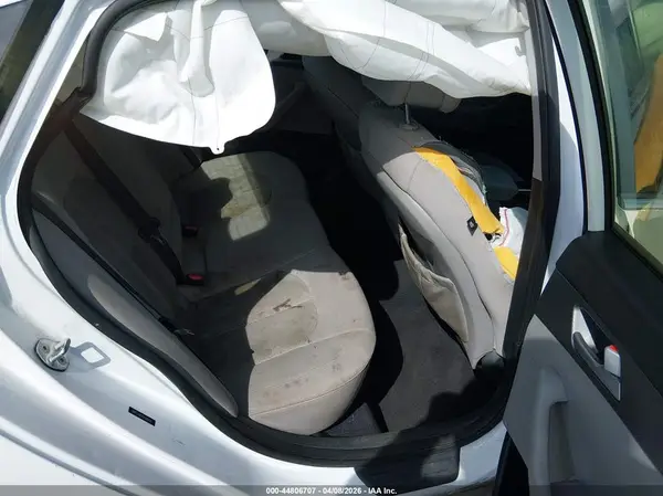 5NPE24AF7GH346926 2016 HYUNDAI SONATA - Image 8