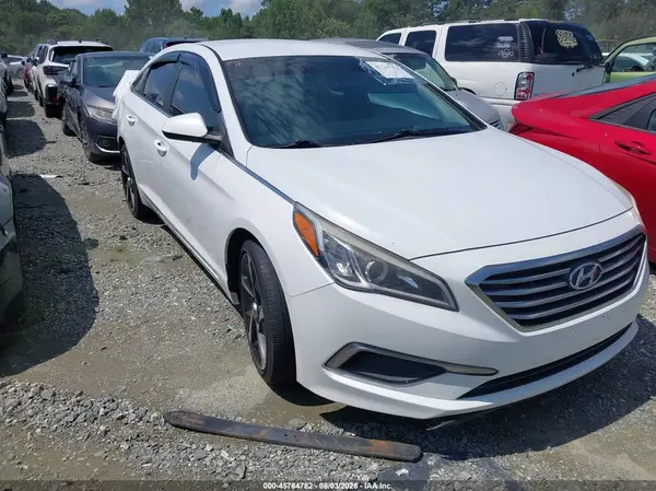 5NPE24AF7GH356582 2016 HYUNDAI SONATA - Image 1