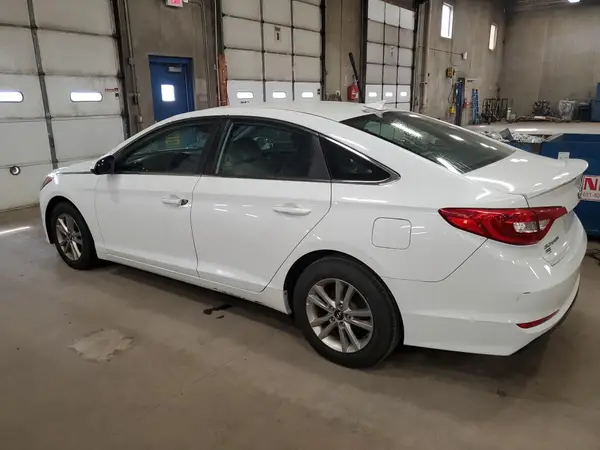 5NPE24AF7GH358882 2016 HYUNDAI SONATA - Image 2